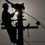 Empresa responde por assassinato de eletricista ao cortar energia